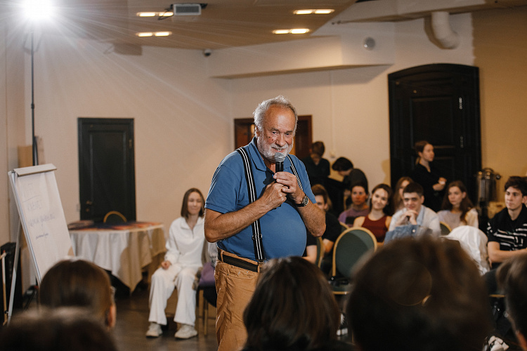 Launch of the Global Seminar in the new academic year