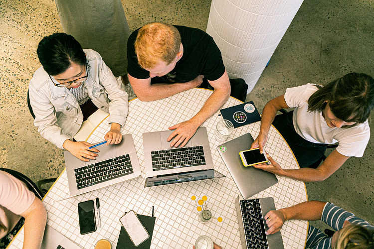 The Vega Institute Foundation announces an additional enrollment for student research groups