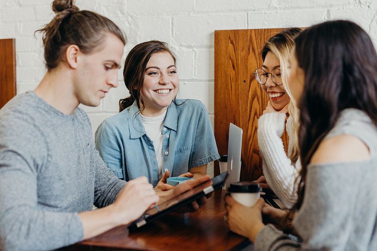 Enrollment for the Foundation's special courses in the fall of 2022 is open